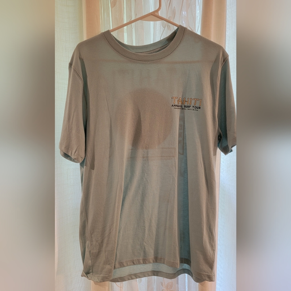 NWOT Men's Old Navy, medium, light blue, t-shirt